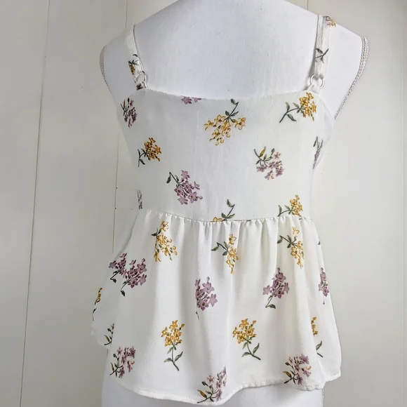 Hollister White Floral Tank Top - Picture 5 of 8